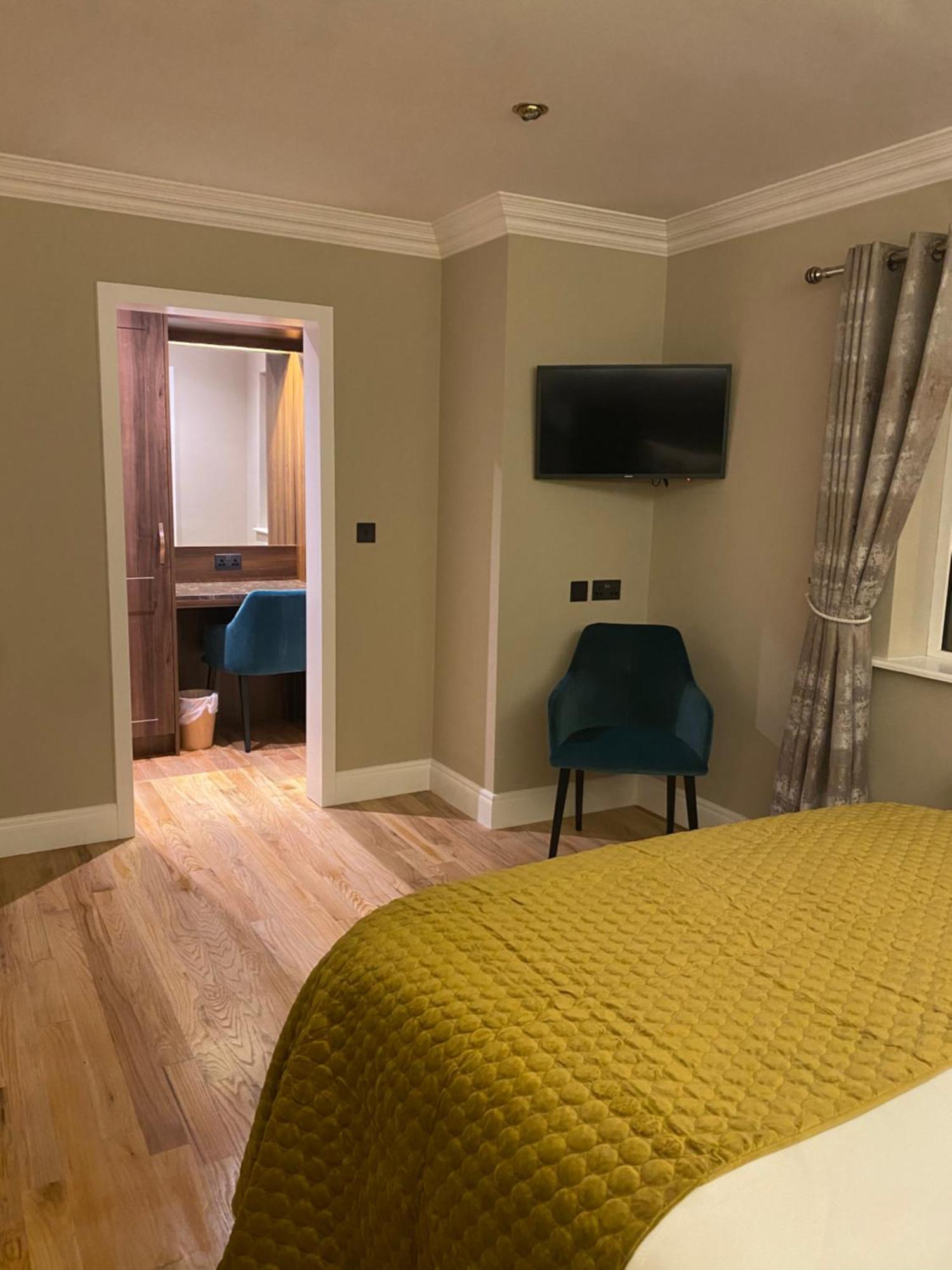 Tower View Hotel Dingle Exterior foto