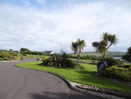 Tower View Hotel Dingle Exterior foto