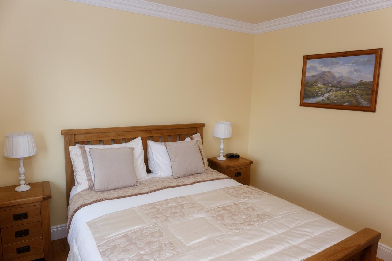 Tower View Hotel Dingle Exterior foto